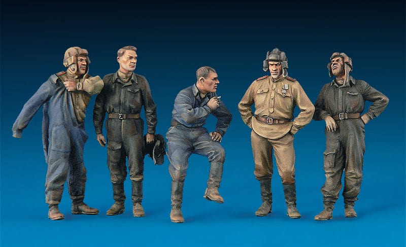 700 - Miniart - 35243 - T-80 with Crew - painted model