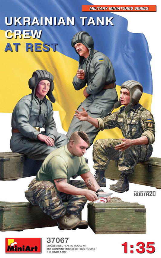 010 - Miniart - 37067 - Ukrainian Tank Crew at Rest - primary image