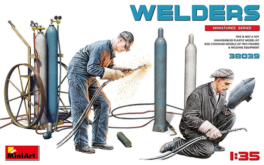 010 - Miniart - 38039 - Welders - primary image