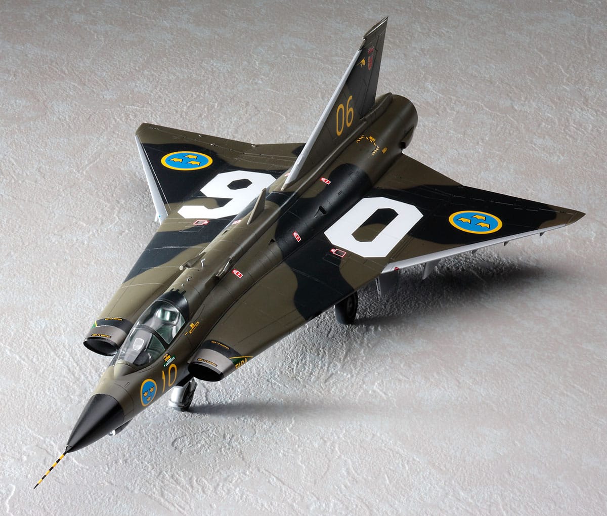 700 - Hasegawa - PT41 - Saab J 35F2/J Draken - painted model