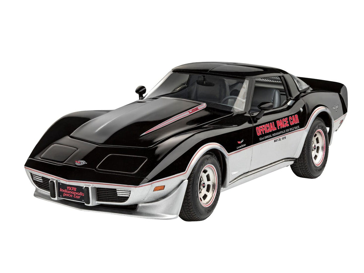 700 - Revell - 07646 - Chevrolet Corvette (1978) ‘Indy Pace Car’ - painted model