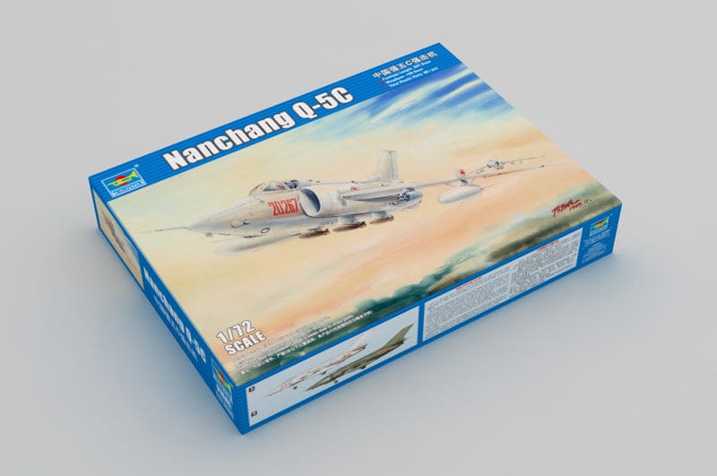 010 - Trumpeter - 01685 - Nanchang Q-5C Fantan - primary image