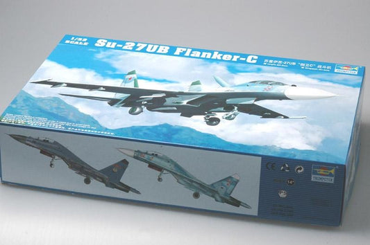 010 - Trumpeter - 02270 - Sukhoi Su-27UB Flanker C / Shenyang J-11BS Flanker L - primary image