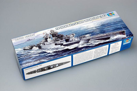010 - Trumpeter - 05750 - Richelieu (1943) - primary image