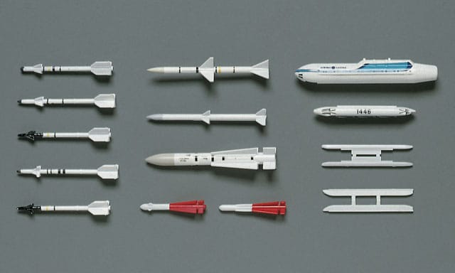 700 - Hasegawa - X723 - Aircraft Weapons Set 3: United States Air to Air Missiles - painted model