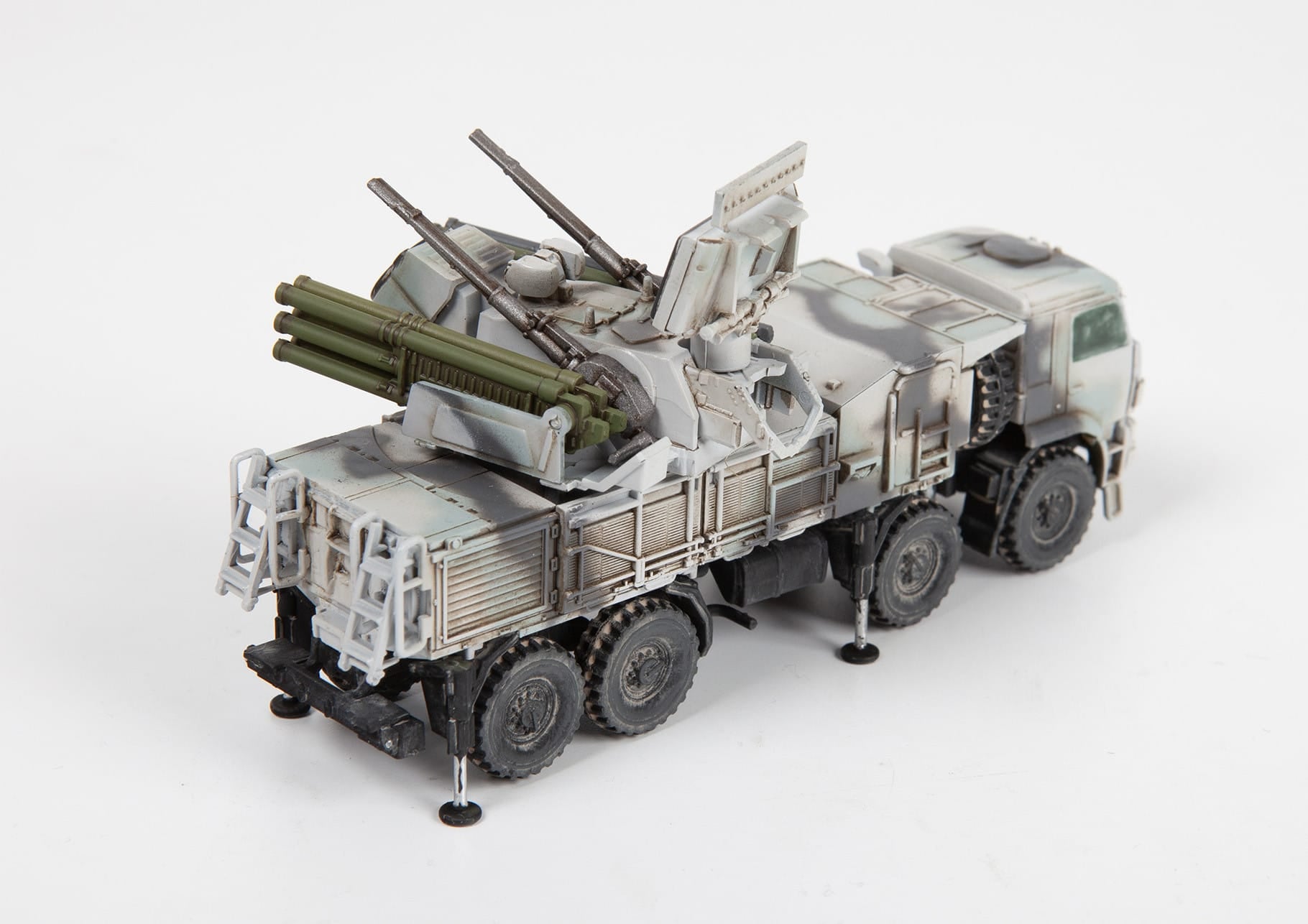 Zvezda - 7441 - Pantsir-S1 (SA-22 Greyhound) on KamAZ-6560 TEL [snap fit] - painted model